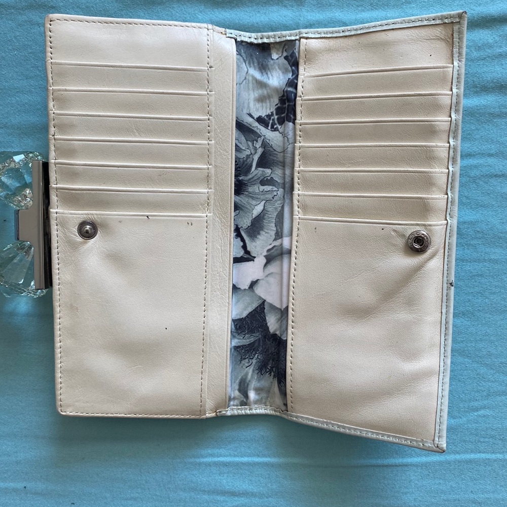 Ted Baker Wallet View 3